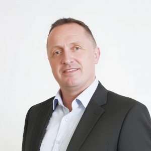 Martyn-Photo (1)